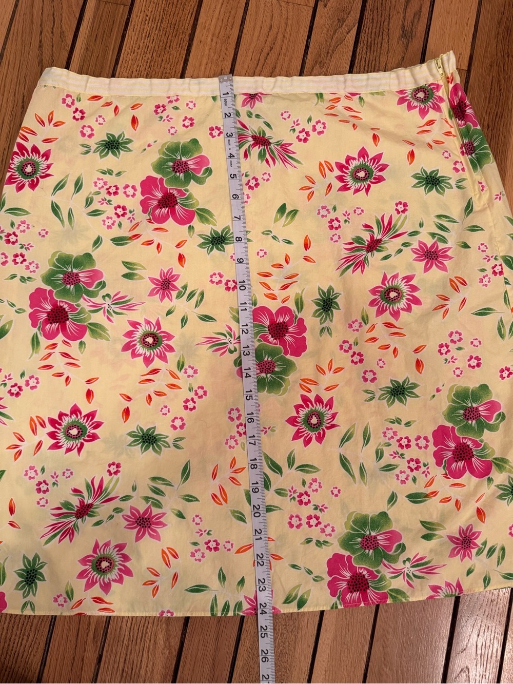 Vintage Yellow Floral A-Line Skirt with Pink & Green Blooms—100% Cotton - Picture 5 of 5